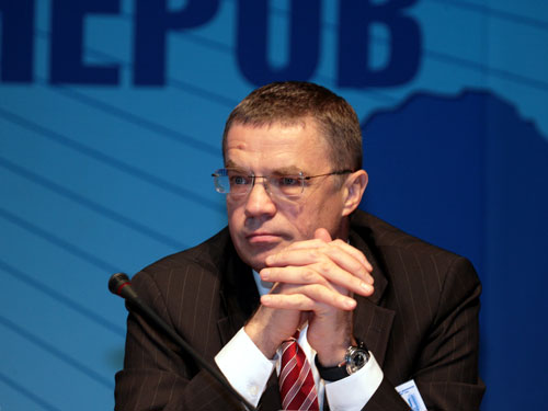 Александр Медведев