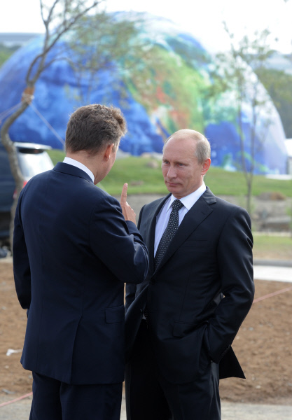 «Газпром» ввел в эксплуатацию первый пусковой комплекс ГТС «Сахалин — Хабаровск — Владивосток»