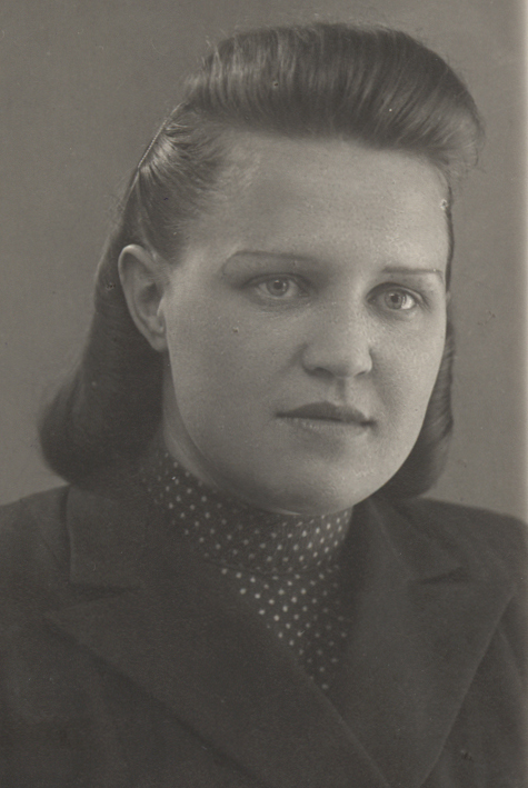 16 лет (май 1942 г.)