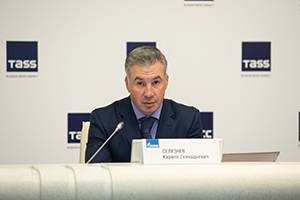 cdf1564_0033.jpg