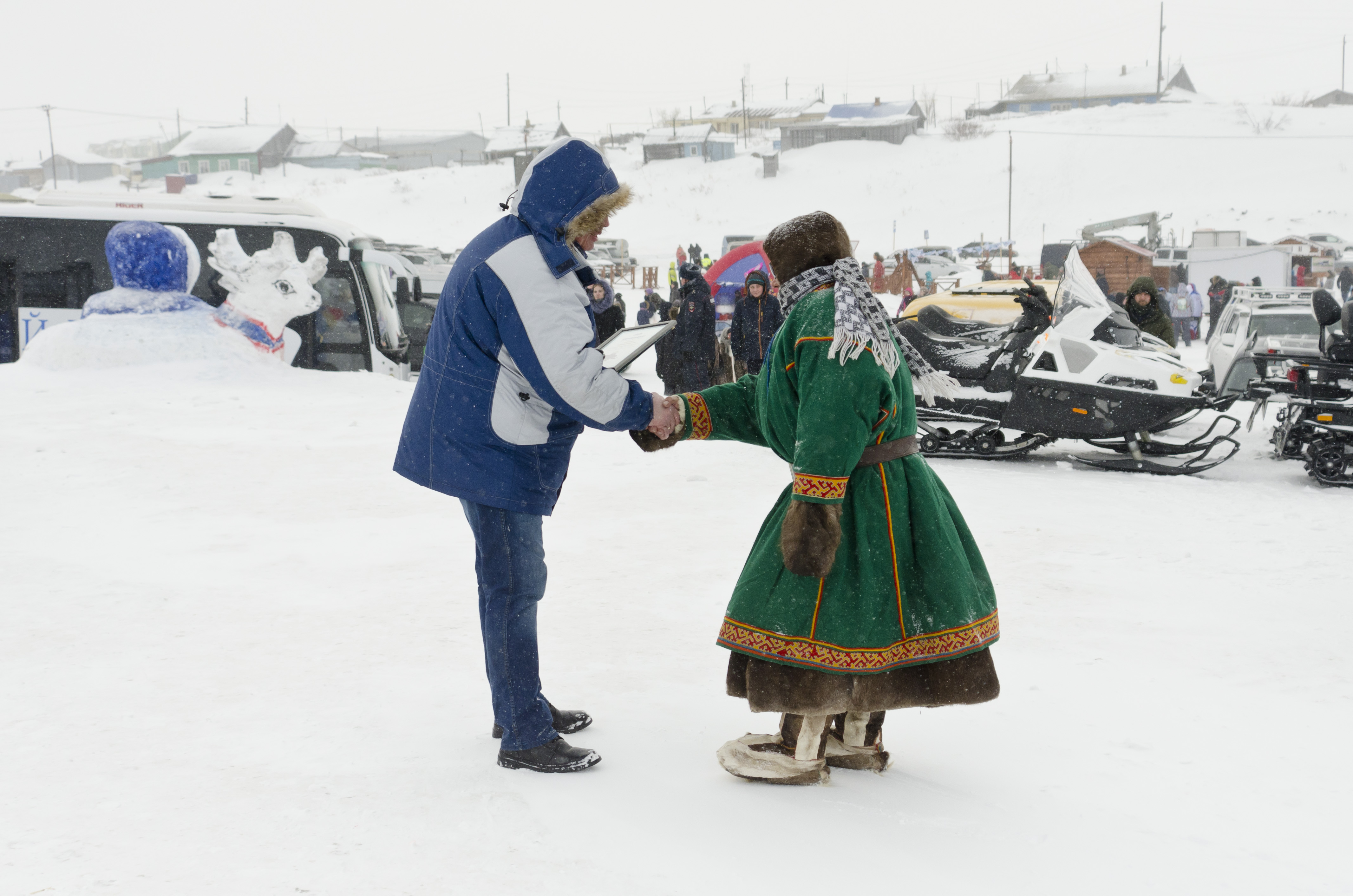 Ямбург россия. Ямбург (Ямало-Ненецкий автономный округ). Посёлок Ямбург Надымский район.