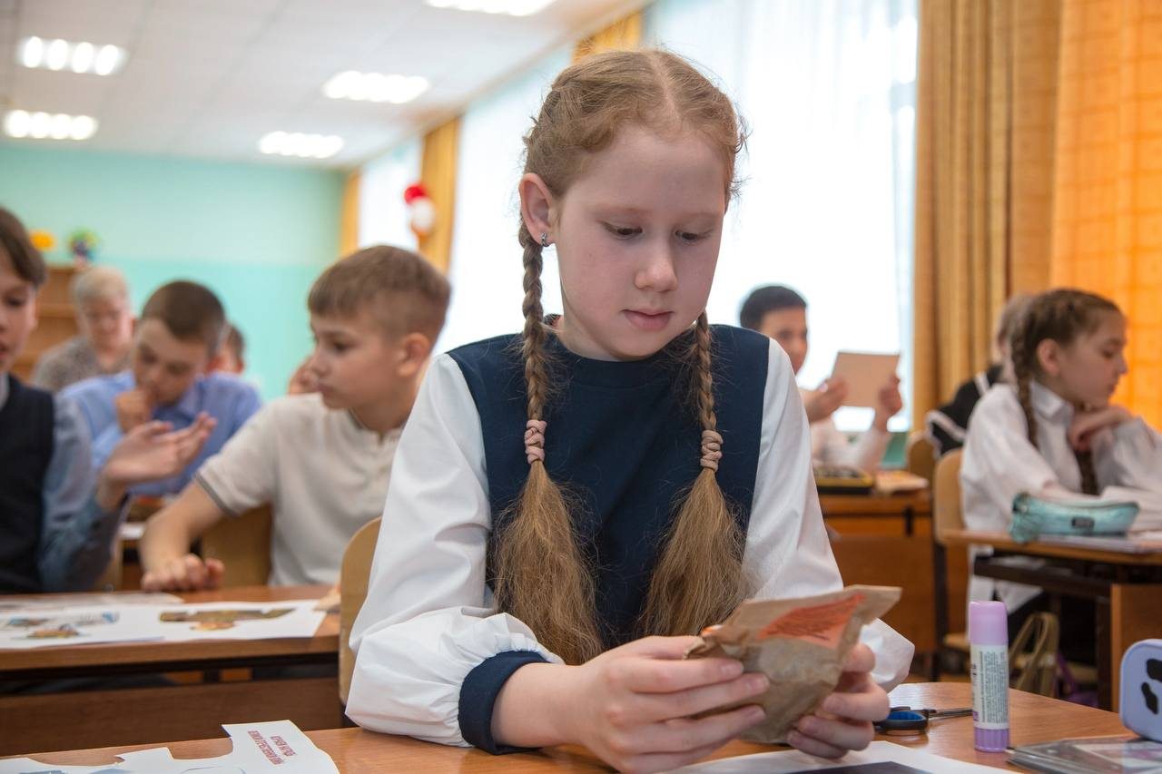 «Урок подвига» с элементами интерактива: школьники изучают историю блокады Ленинграда