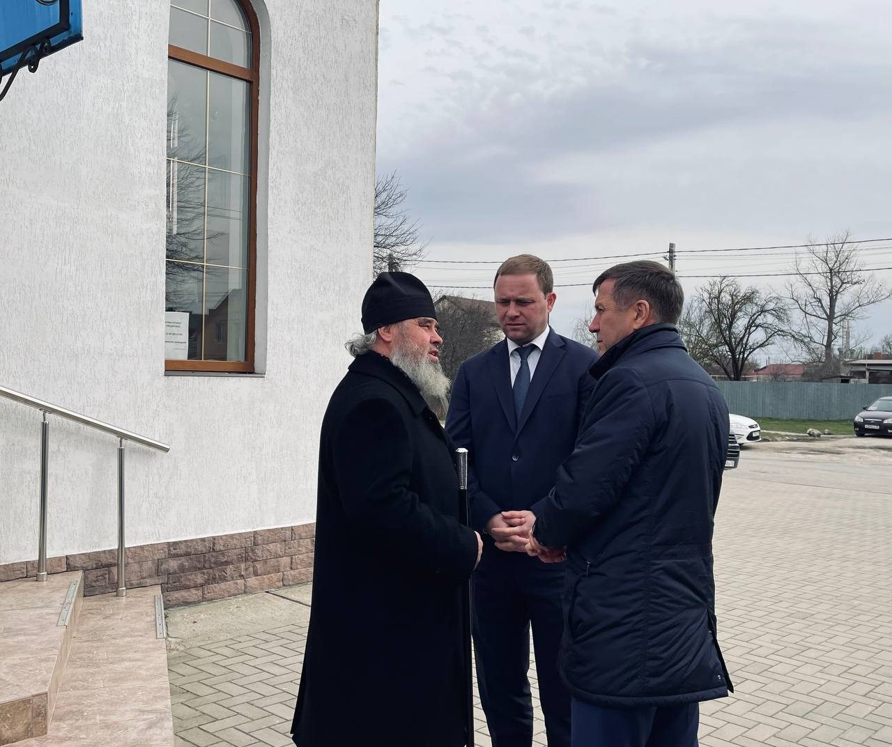 Геннадий Нараев, Василий Швец, Владыка Феогност при посещении храма