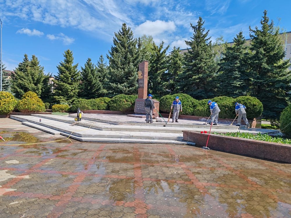 Мемориал «Вечный огонь» в поселке Рыздвяном, Ставропольский край