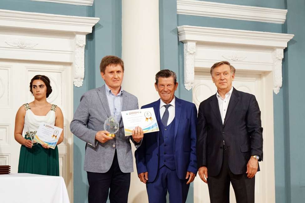 Награда вручена начальнику Отдела охраны окружающей среды и энергосбережения ООО «Газпром трансгаз Чайковский» Александру Черепанову