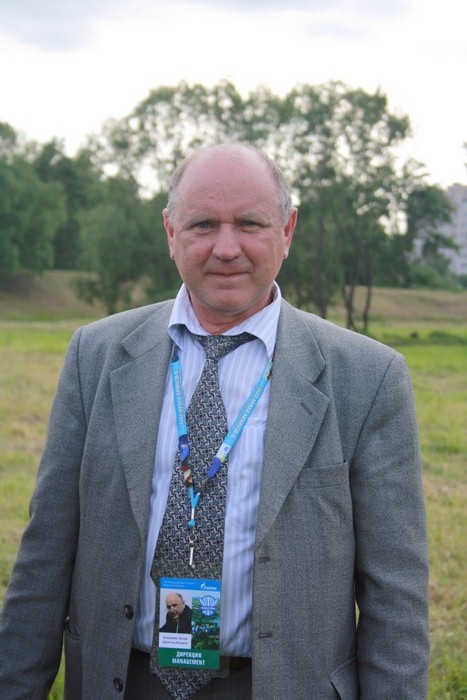 Директор Встречи Владимир Орлов: «Это утренние полеты, они своего рода — тренировки для пилотов, ведь вечером ждет старт, если конечно погода не подкачает».