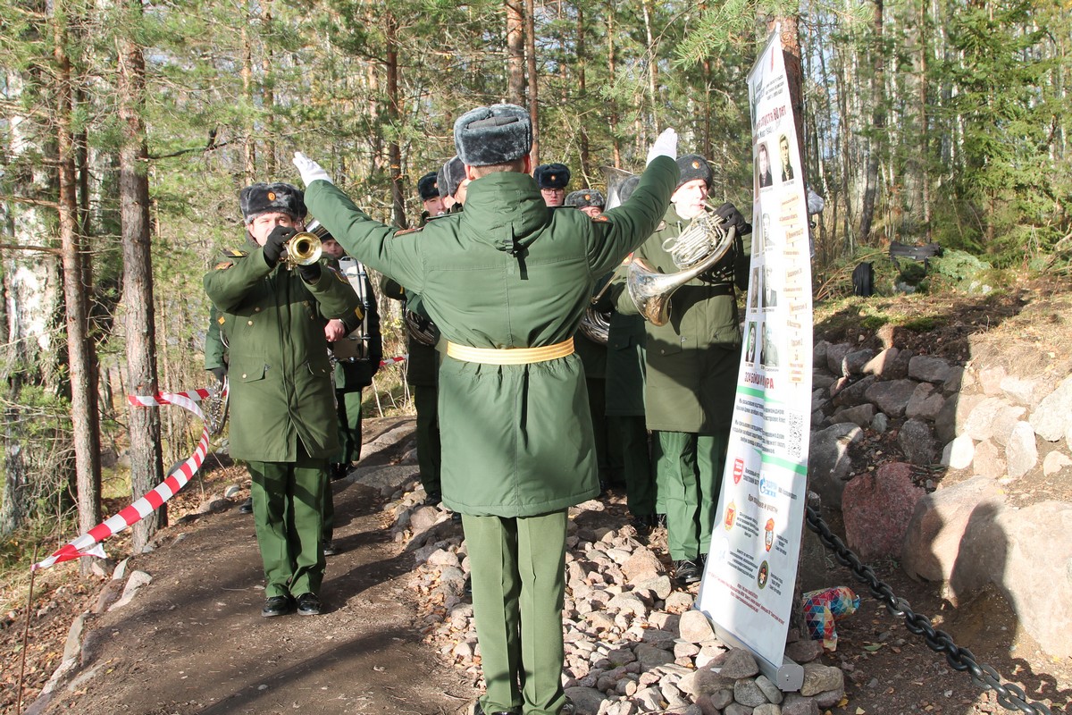 Клёст