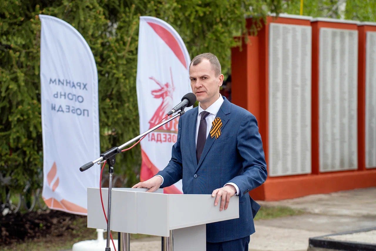 Олег Ляпустин