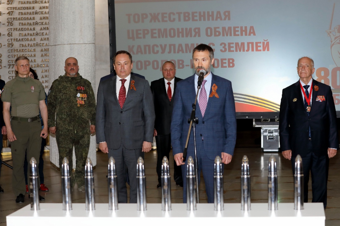 Выступление Романа Сахартова на торжественной церемонии