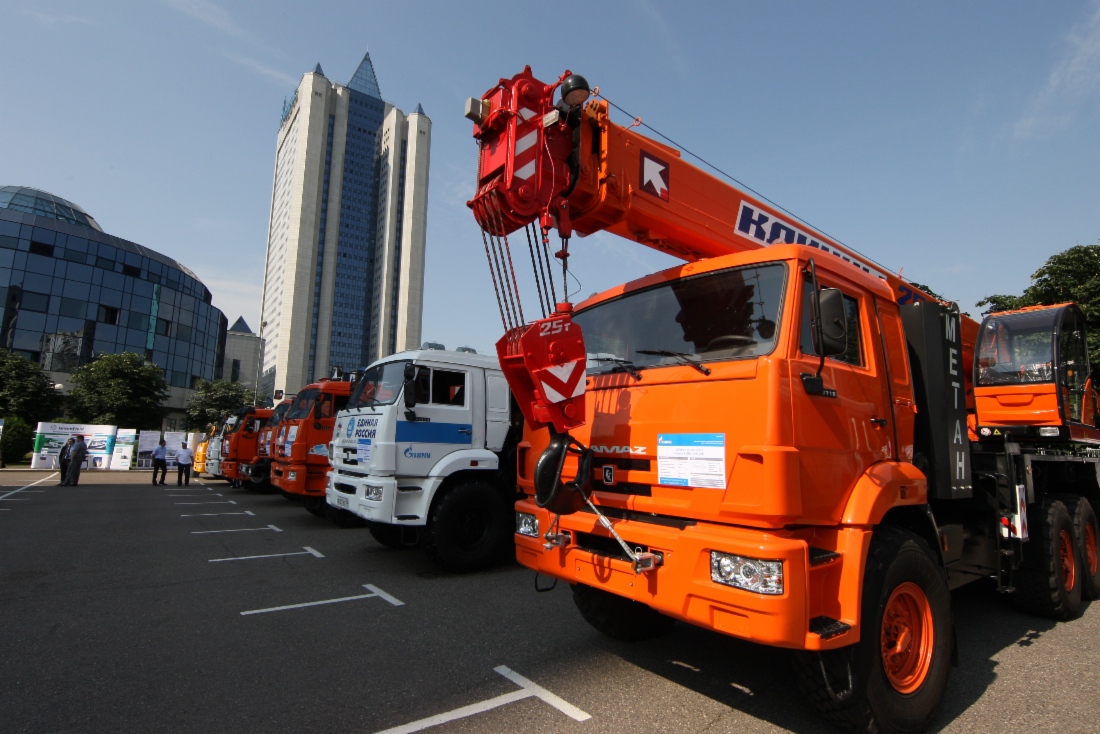 Выставка газобаллонных автомобилей на территории «Газпрома»