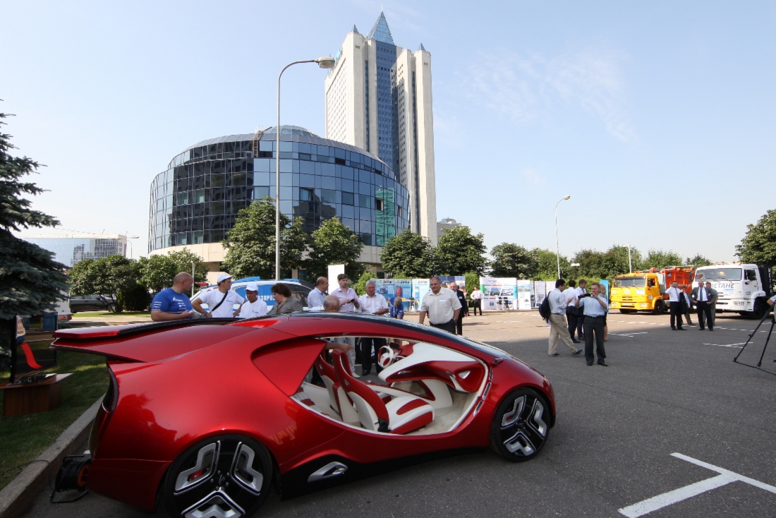 Выставка газобаллонных автомобилей на территории «Газпрома»