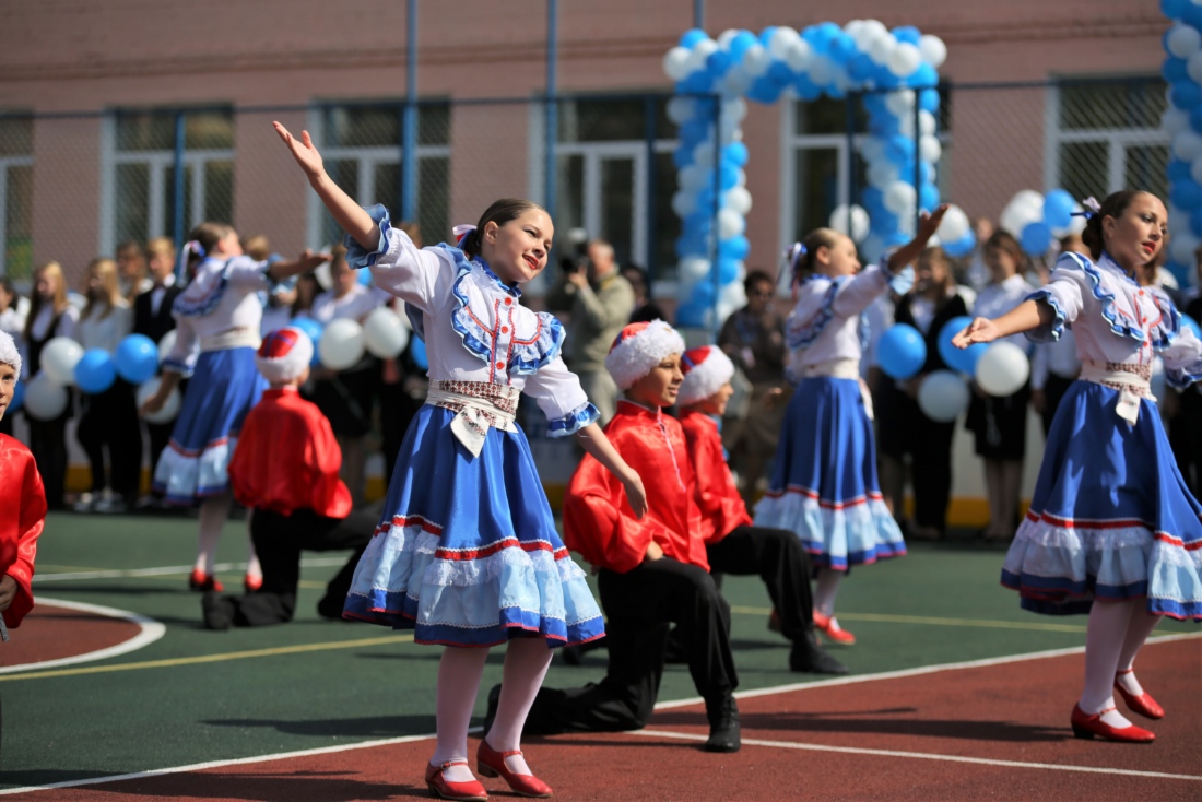 Церемония открытия многофункциональной спортивной площадки на территории МБОУ «Средняя школа № 46» г. Брянска