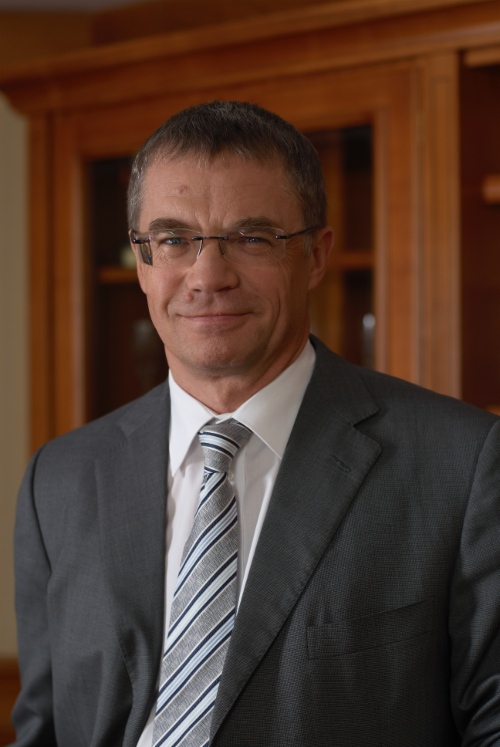 Александр Медведев