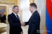 Премьер-министр Республики Армения Карен Карапетян и Алексей Миллер во время встречи. Фото сайта gov.am