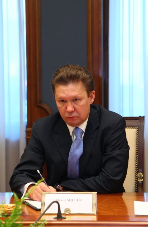 Алексей Миллер во время рабочей встречи с Государственным секретарем Правительства Венгрии по иностранным делам и внешнеэкономическим связям Петером Сийярто