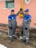 Газовики открывают задвижку, чтобы пустить голубое топливо в газораспределительные сети