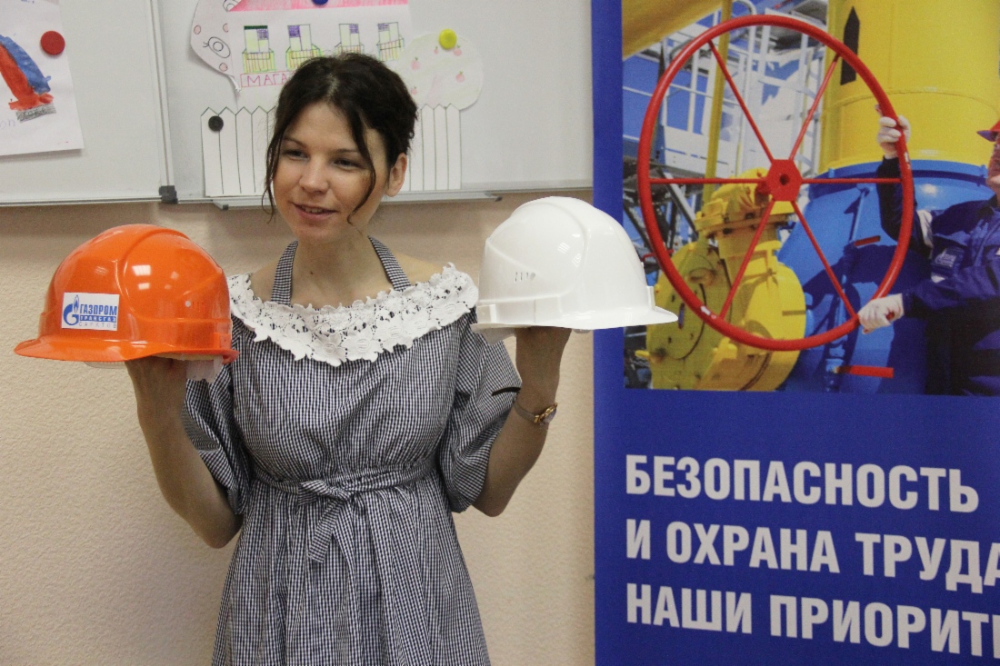 Лекторы рассказали детям об условиях труда их родителей