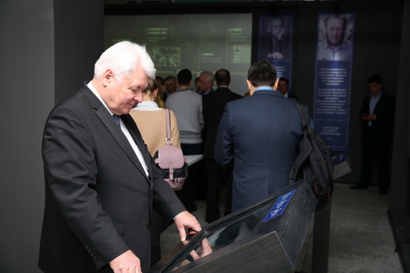 Заместитель Председателя Правления ПАО «Газпром» Валерий Голубев на открытии исторического парка «Россия — моя история» в г. Перми