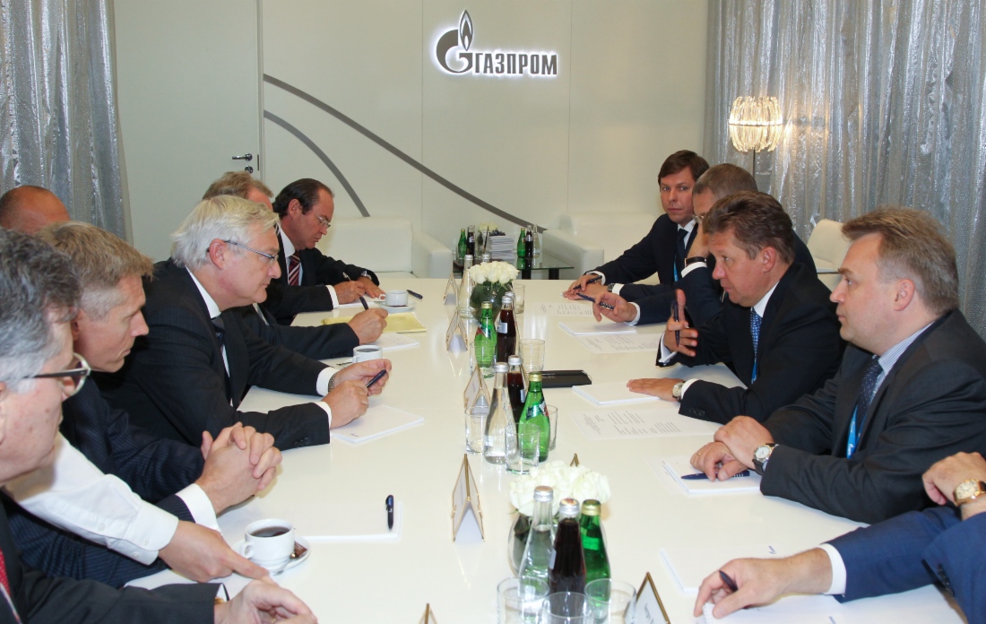 Встреча Алексея Миллера и Главного исполнительного директора Royal Dutch Shell plc Питера Возера