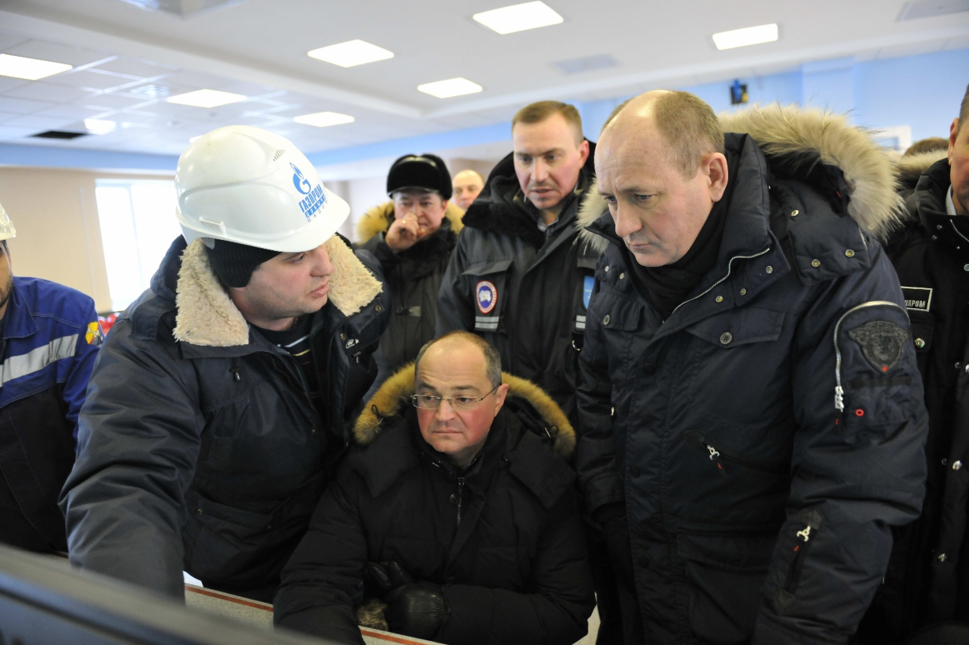 Виталий Маркелов (справа) на Бованенковском месторождении