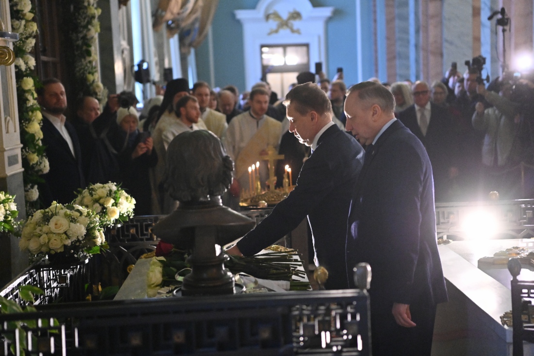 Во время памятной церемонии