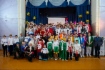 Всего на сцену вышли около 100 детей