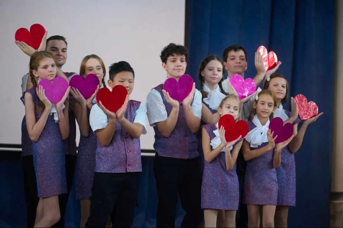 Исполнение жестовой песни