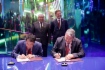 Генеральный директор ОсОО «Газпром Кыргызстан» Болот Абилдаев и генеральный директор ОАО «Электрические станции» Таштан Конурбаев