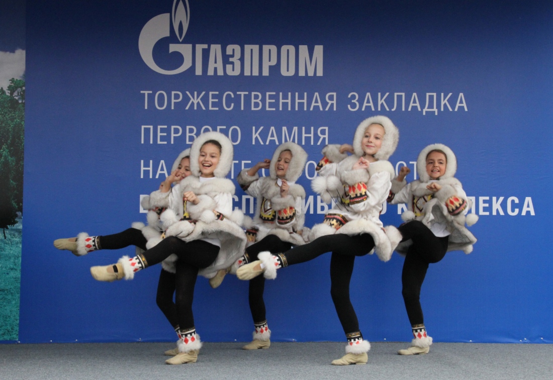 Во время торжественной церемонии закладки первого камня строительства водноспортивного комплекса в Иркутске
