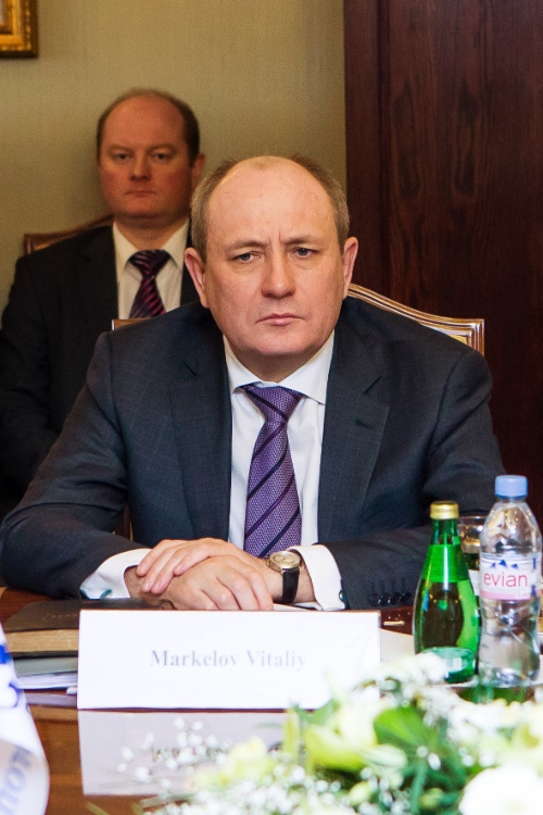 Заместитель Председателя Правления ОАО «Газпром» Виталий Маркелов во время заседания Совместного координационного комитета «Газпрома» и КННК
