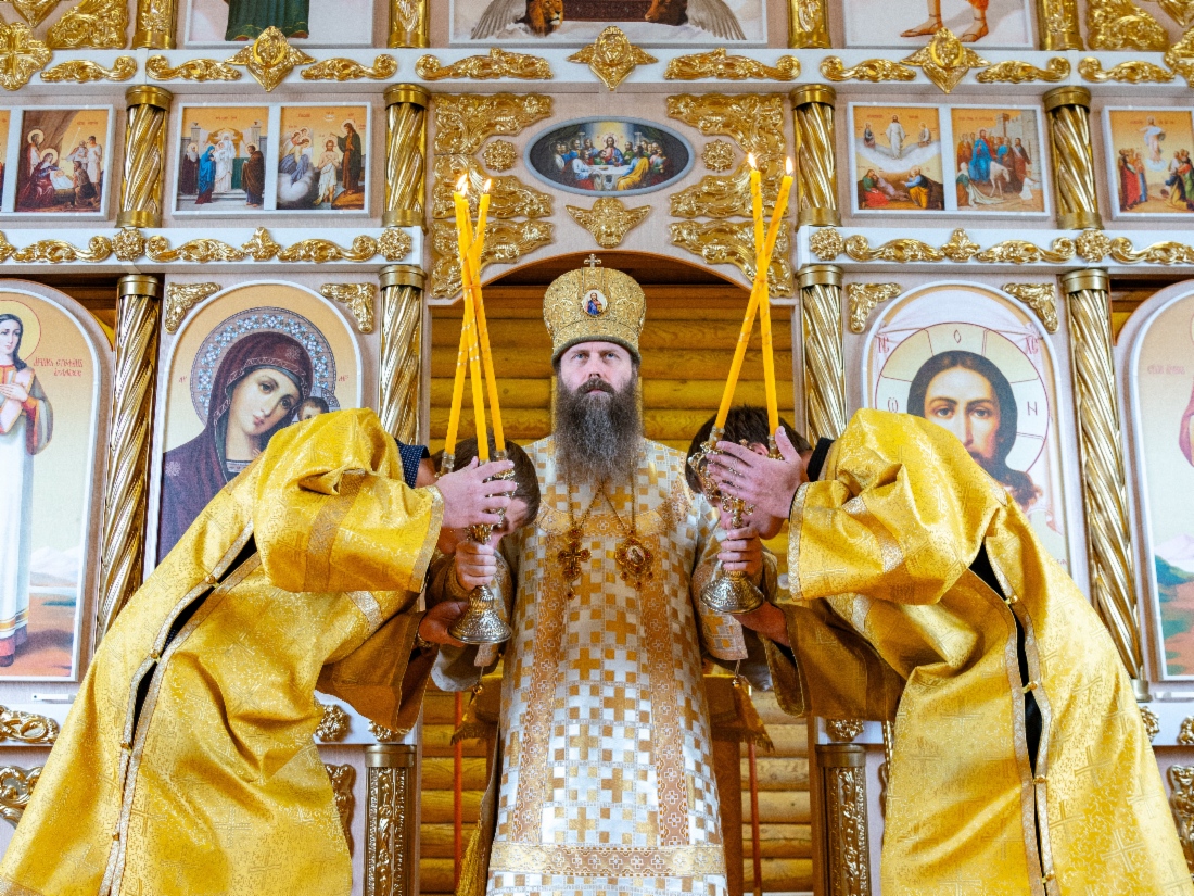Обряд освящения храма села Вертикос совершил владыка Силуан, епископ Колпашевский и Стрежевской
