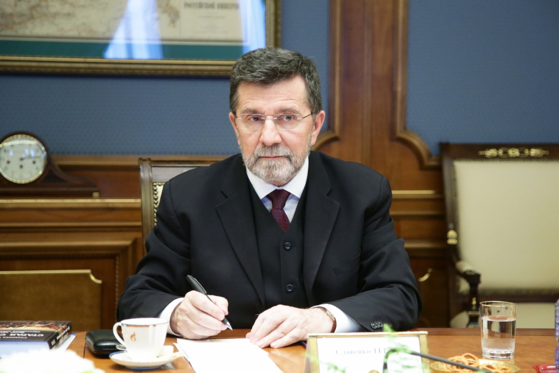 Славенко Терзич во время рабочей встречи с Алексеем Миллером