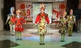 Ребята из детского дома Соль-Илецка впервые попробовали себя в модельном показе. Костюмы на народные мотивы они шили вместе с учителем труда