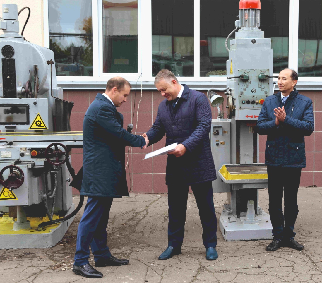Передача станков Нижнекамскому колледжу нефтехимии и нефтепереработки имени Николая Васильевича Лемаева