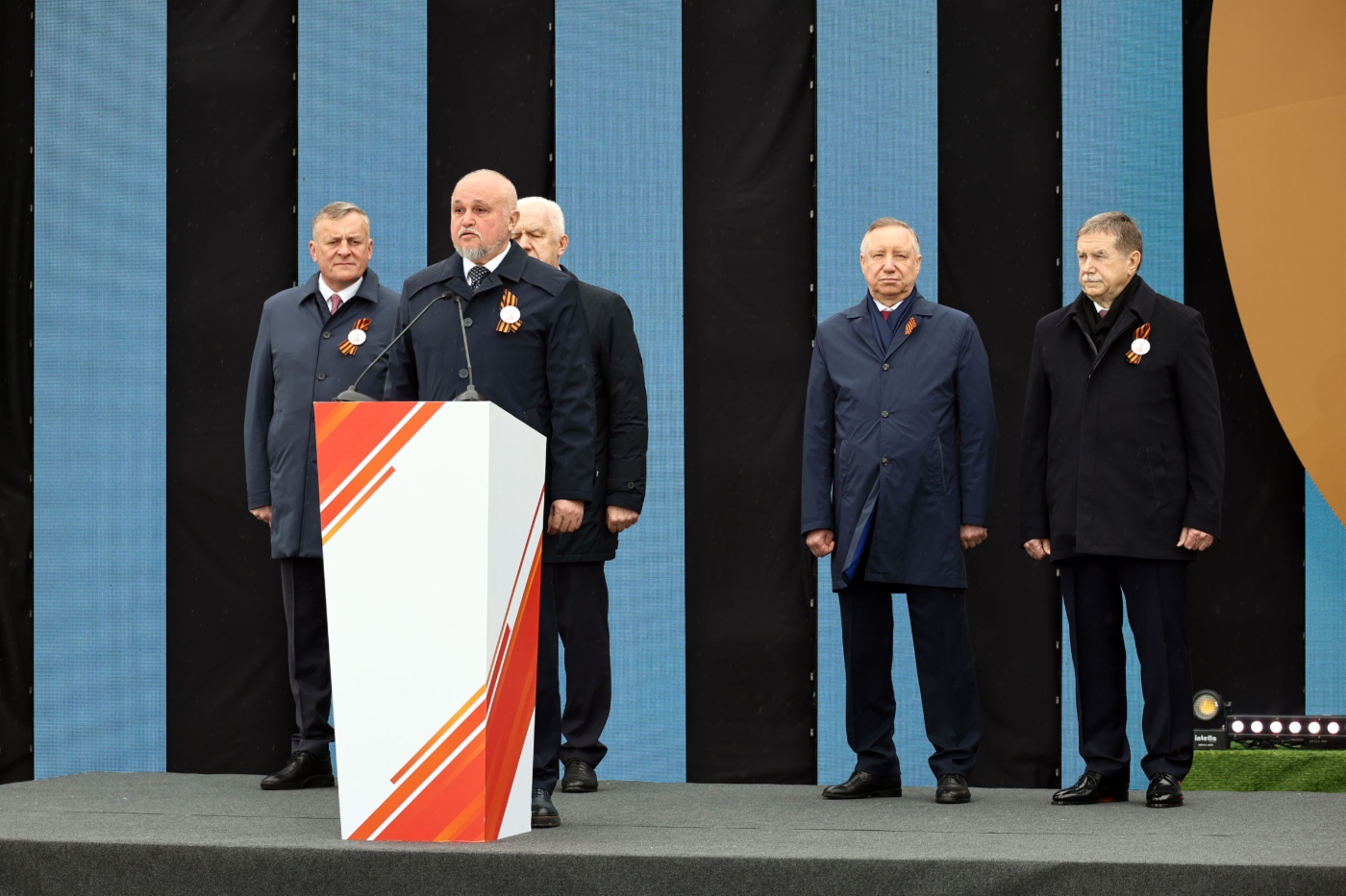 Сергей Цивилев у микрофона