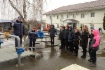 Старшеклассники на учебно-тренировочном полигоне предприятия