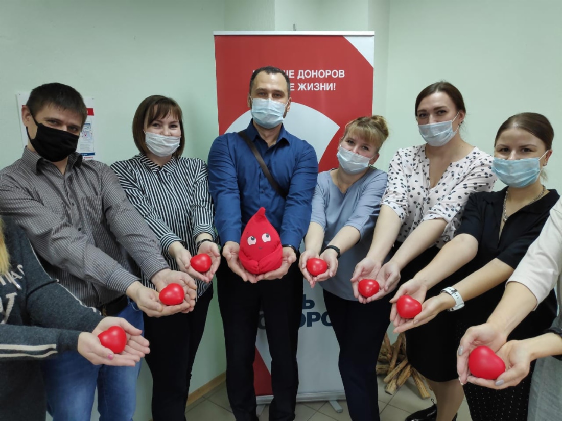 Участники акции по сдаче донорской крови