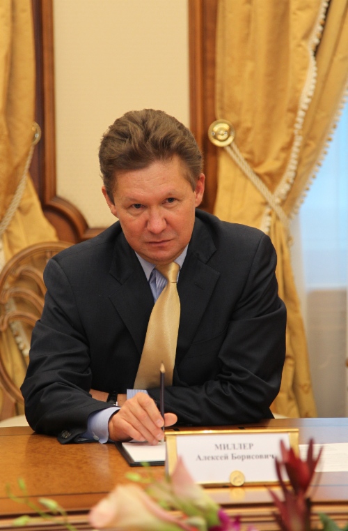Алексей Миллер во время встречи с Председателем Межрегиональной профсоюзной организации ОАО «Газпром» Владимиром Ковальчуком