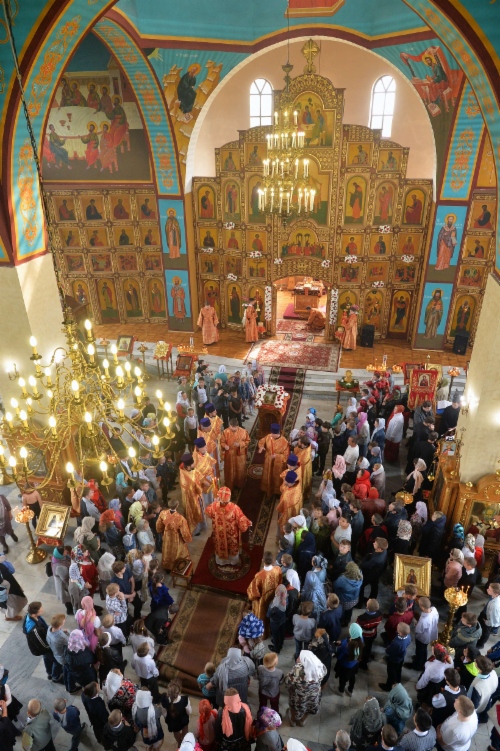 Пасхальный праздник в пос. Рыздвяном собрал более пятисот ребят