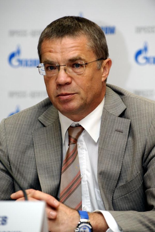 Александр Медведев  