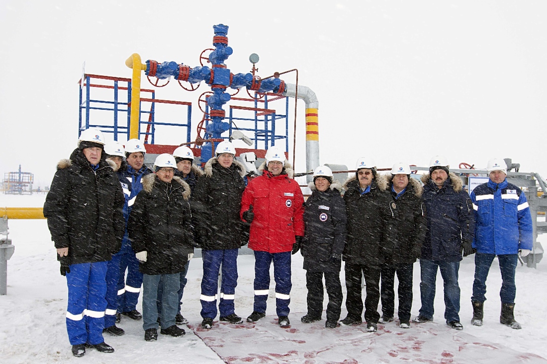 Генеральный директор ОАО «Севернефтегазпром» Станислав Цыганков принял участие в мероприятии по запуску скважины для добычи трудноизвлекаемого туронского газа Южно-Русского месторождения