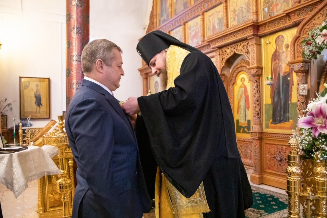 Вручение ордена Преподобного Серафима Саровского III степени