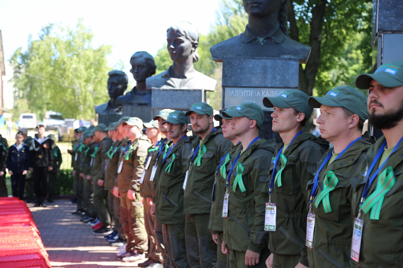 Траурная церемония в пос. Навля