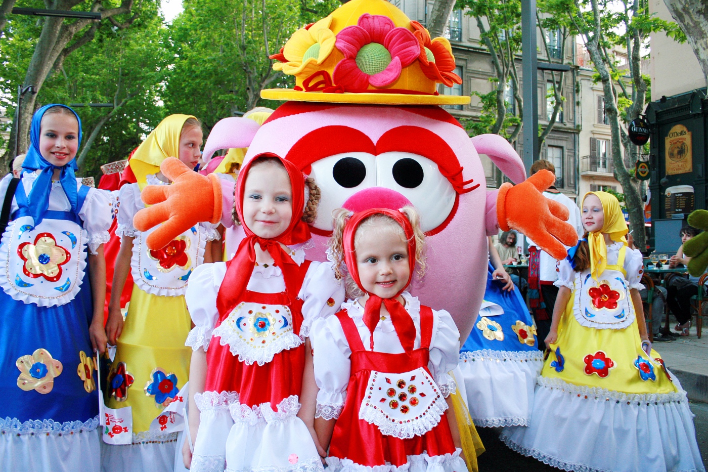 Участники фестиваля в Авиньоне (Франция), 2010 год