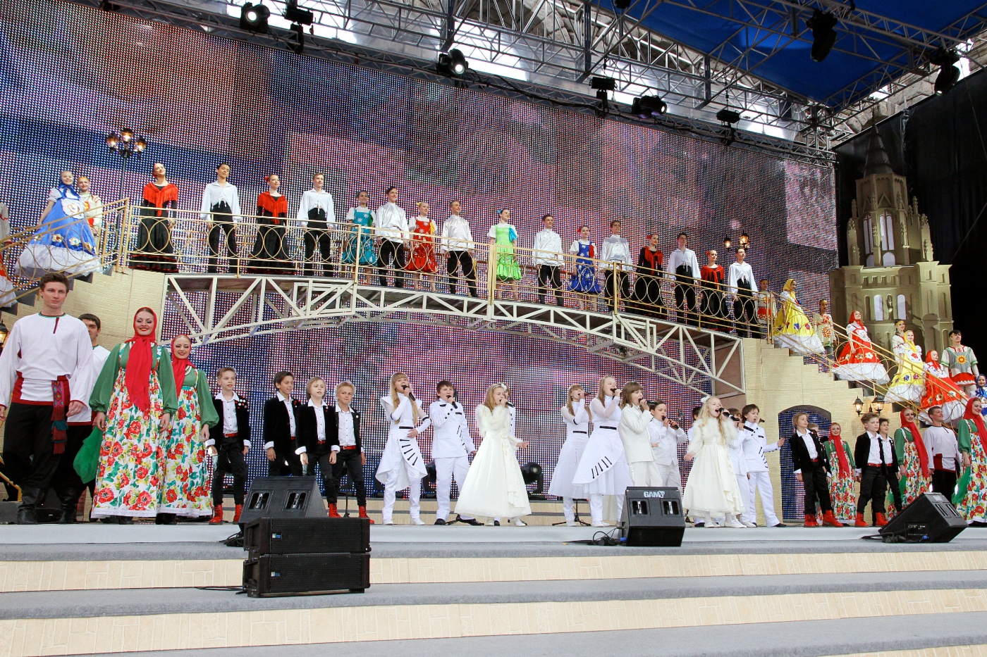 Концерт в городе Сеговия (Испания), 26–28 мая 2011