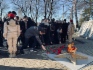 Возложение цветов к Вечному огню