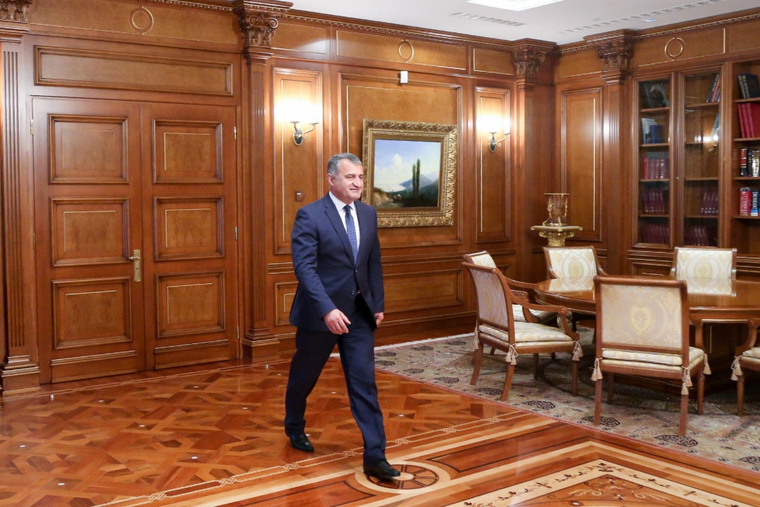 В Москве состоялась рабочая встреча Алексея Миллера и Президента Республики Южная Осетия Анатолия Бибилова (на фото)