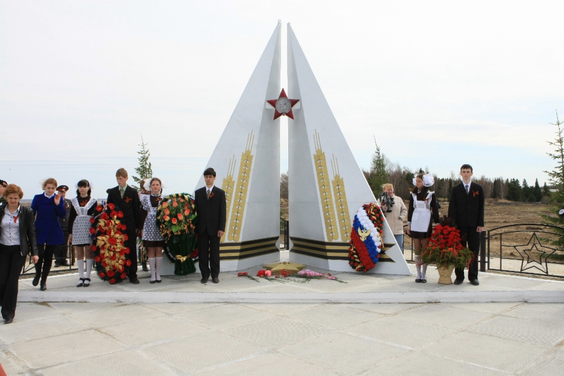 Открытие мемориальной стелы в поселке Вертикос Каргасокского района Томской области