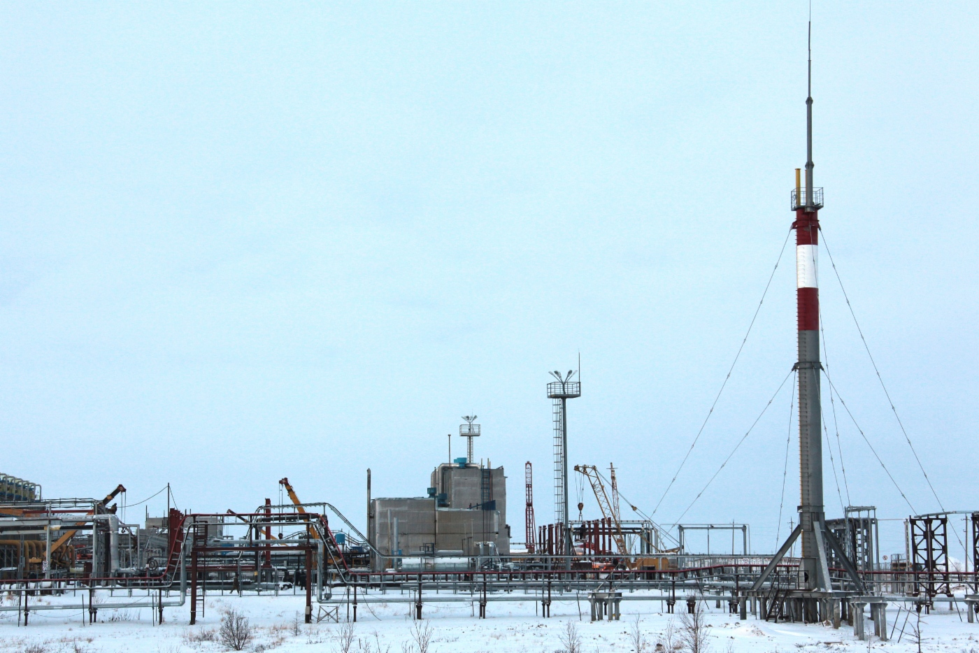 Газпром начал добычу на Ныдинском участке Медвежьего месторождения. Установка комплексной подготовки газа (УКПГ-Н) 