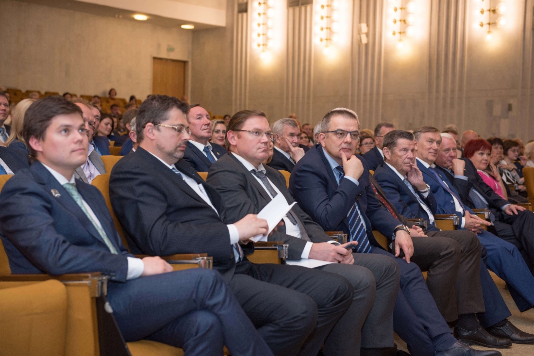 Гости торжественного собрания в честь Дня эколога